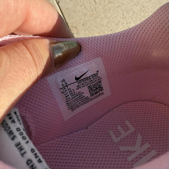 Nike Women's Classic Cortez Sneakers Valentine’s Pink Red Size 9.5 - Picture 3 of 9